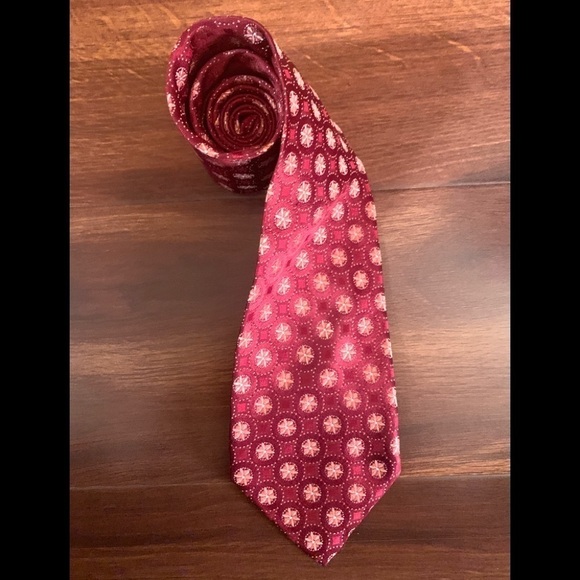 🌿SALE🌿JOS A. BANK Signature Collection Red Silk Necktie - Picture 1 of 9